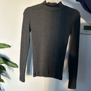 Uniqlo Turtleneck